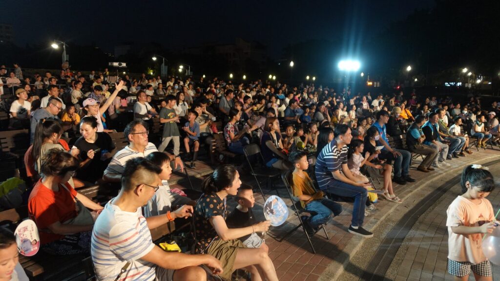 永和仲夏星空電影院　千人同樂扎根減碳觀念