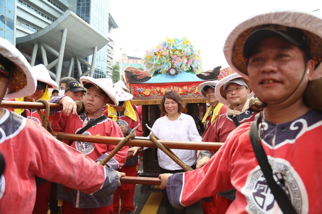 百年前盛況重現！嘉義城隍夜巡與北港媽祖、龍王共祈國泰民安