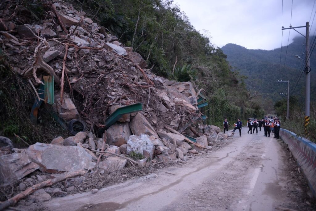 防洪治山刻不容緩　花蓮縣長徐榛蔚勘災籲中央加速挹注資源