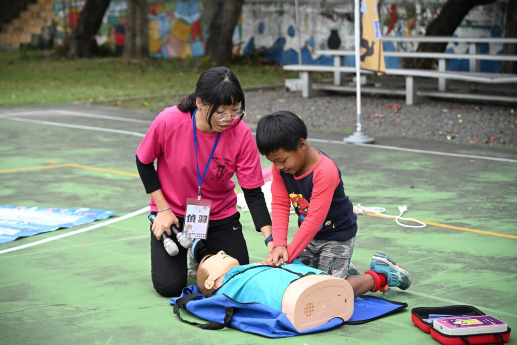 嘉藥推廣水域及用藥安全教育-大小學生齊學自救