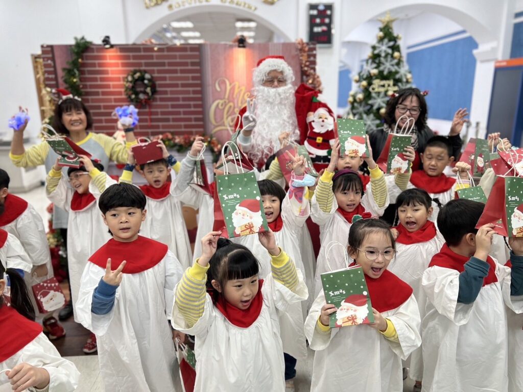 基隆幼兒耶誕市府報佳音　可愛萌樣傳遞歡樂節慶氛圍