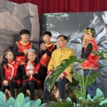 中台灣元宵燈會先睹為快！　教育局長攜手孩子為「蛇畫故事」燈區開箱