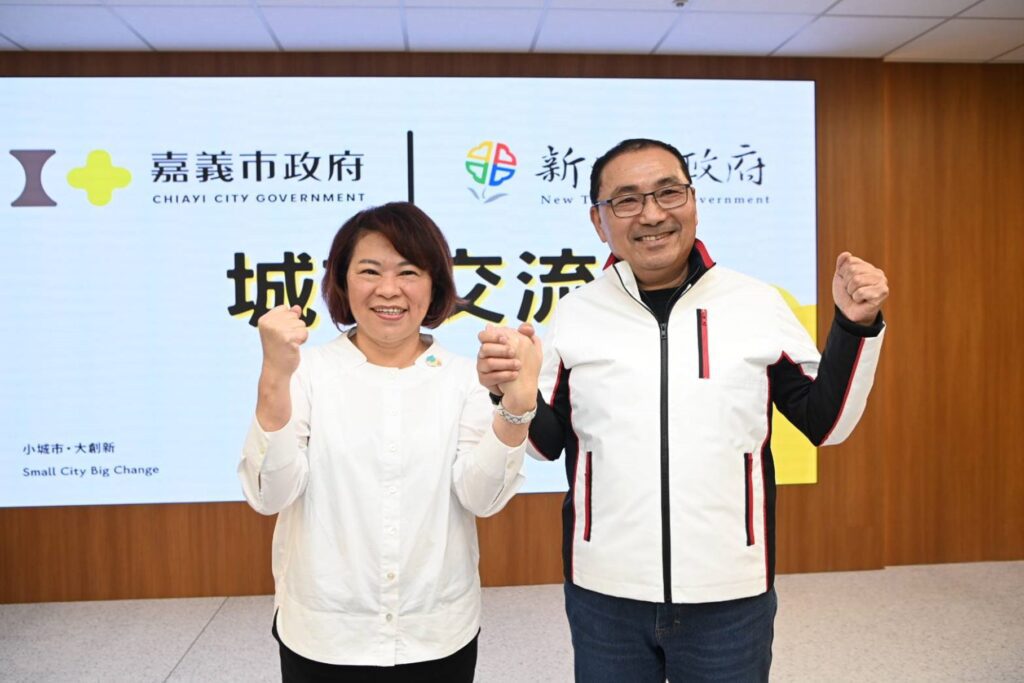 侯友宜訪嘉義 與黃敏惠交流市政 共推文化與青年政策