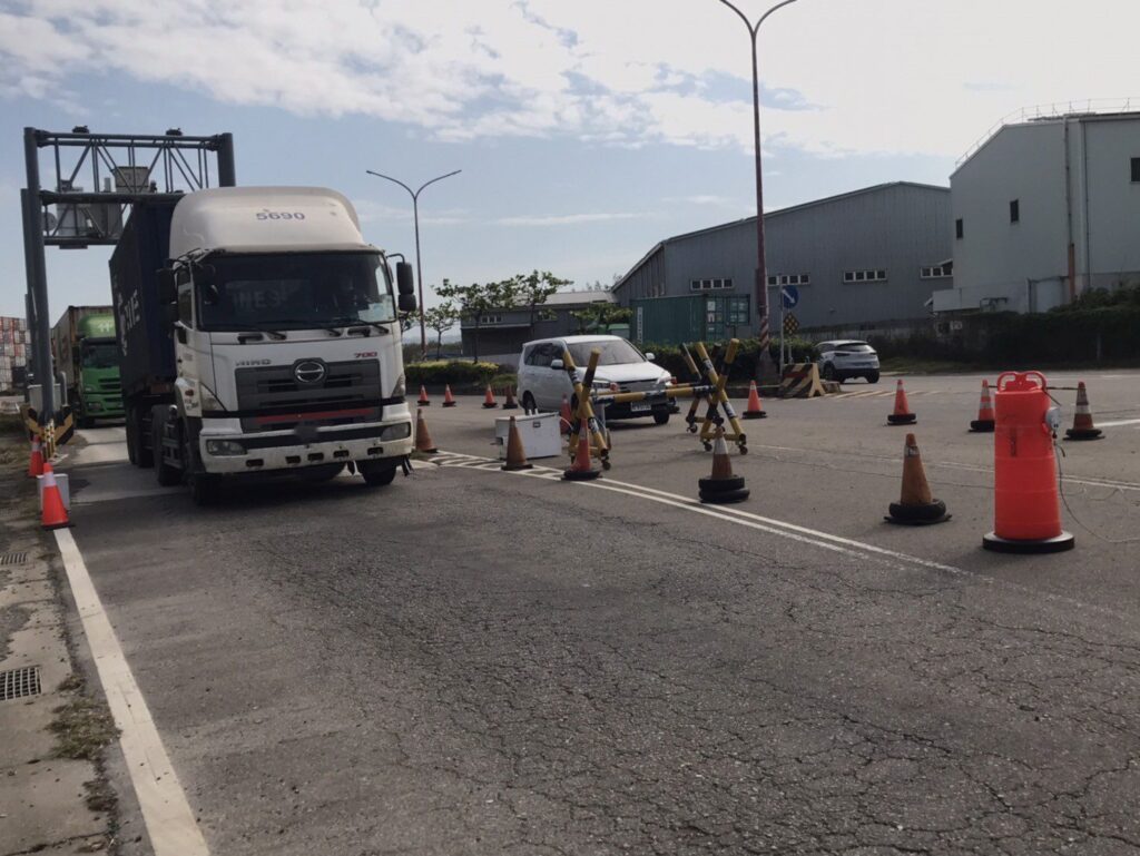 中市環保局導入光學遙測技術- 讓看不到的車輛排污現形