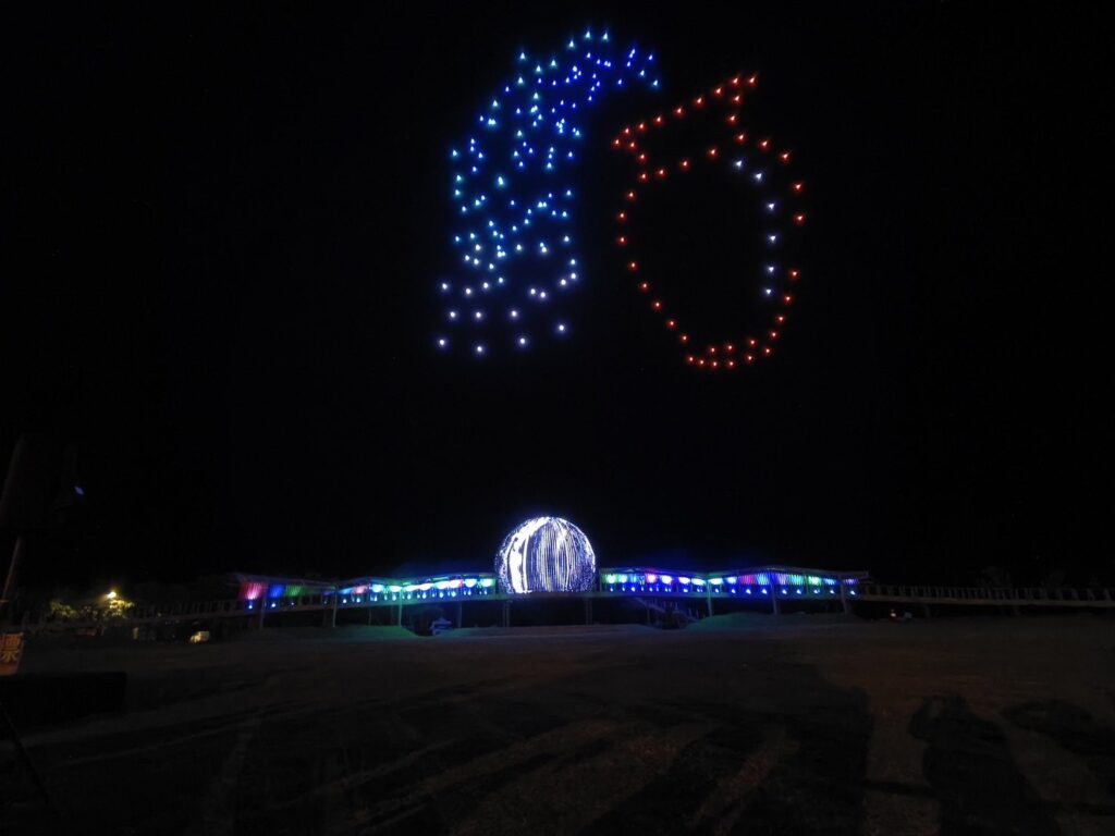 臺東國際地標華麗變身!「繁星光影」點亮夜空 無人機秀驚艷登場