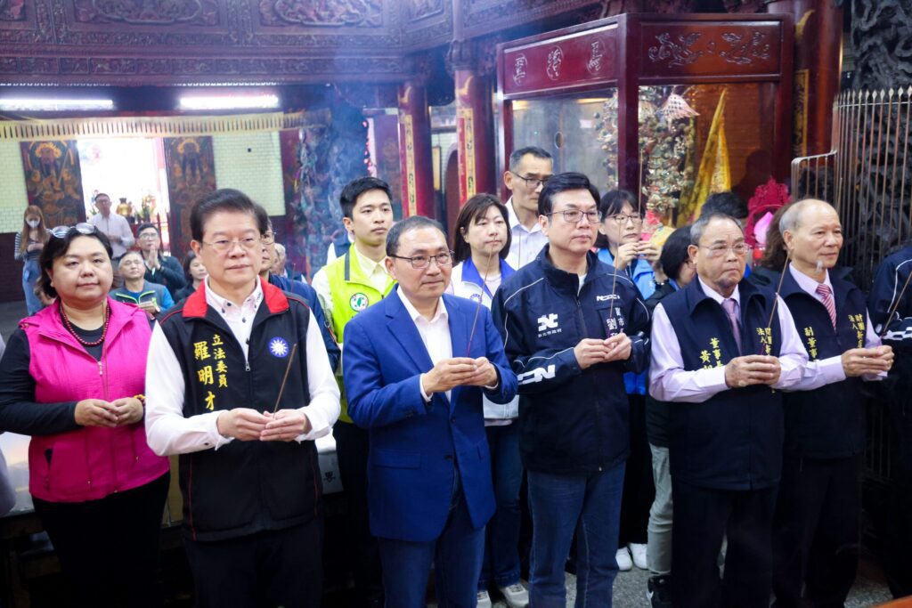 新店太平宮建廟220週年慶　侯友宜參拜祝壽　祈求國泰民安、風調雨順