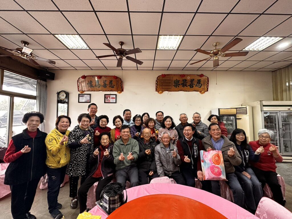 百歲學員李人生唱出山歌傳承精神! 中市府客委會江主委讚揚模範中的模範