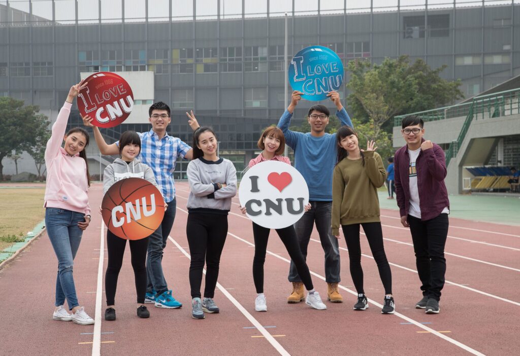 114學年度四技申請入學一階結果出爐-嘉藥醫管、食藥檢測系也成熱門選擇