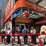 家樂福超市 全新的左營文上店 今日(28日)正式開幕