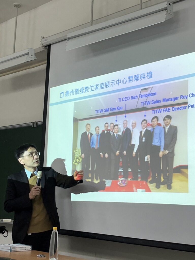 台灣學聯邀曲建仲博士内壢高中及康橋國際學校開講 剖析升學策略跨領域科技學習