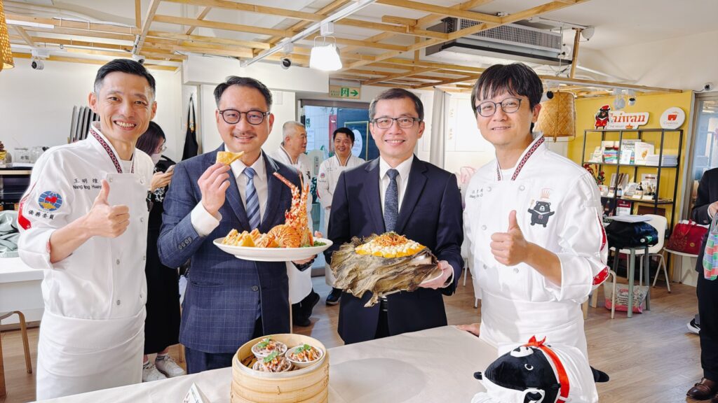 嘉藥專任技術講師王明煌獲選台灣美食國際巡迴主廚-勇闖大洋洲推廣辦桌文化
