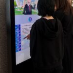 台中首創地方稅ai智慧客服再升級　數位看板虛擬服務員「沈稅一哥」正式登場!