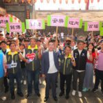 基隆考生齊聚慈雲寺　謝國樑祈願學子會考金榜題名