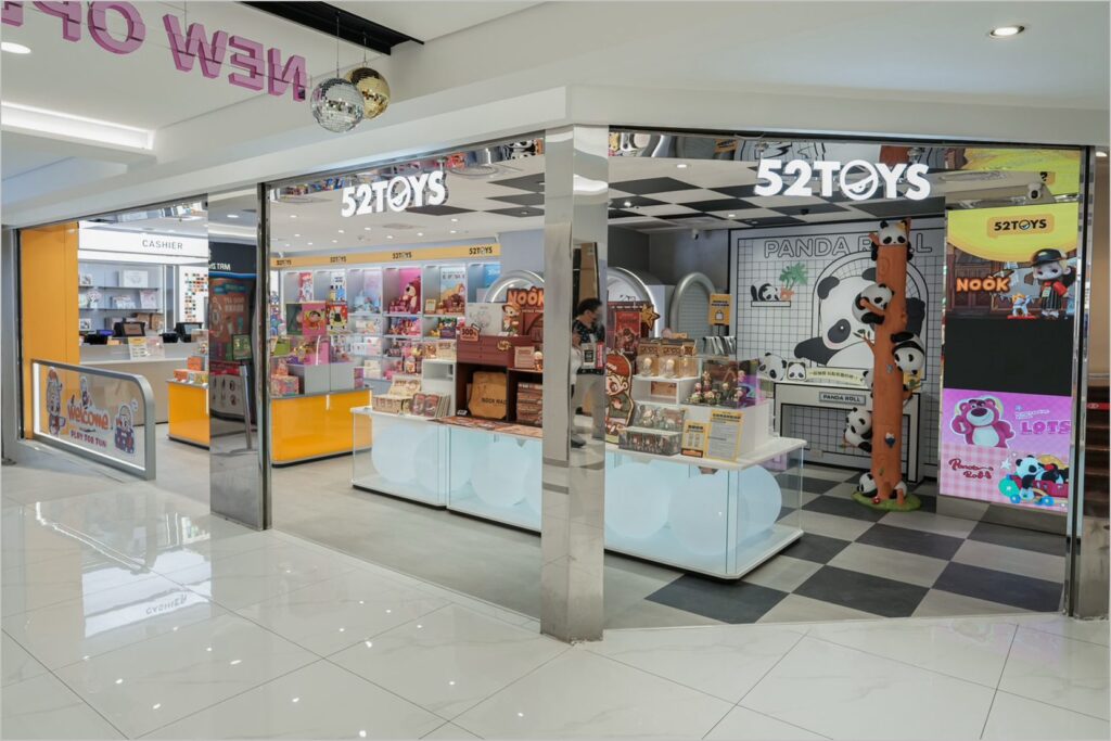 52toys全台首店進駐忠孝sogo！「panda-roll」主題吸睛登場
