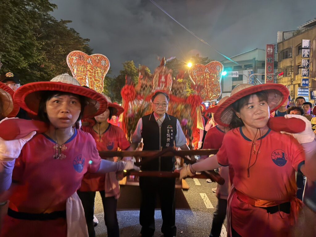 旱溪媽祖遶境十八庄圓滿成功　民政局長恭迎安座-祈求國泰民安