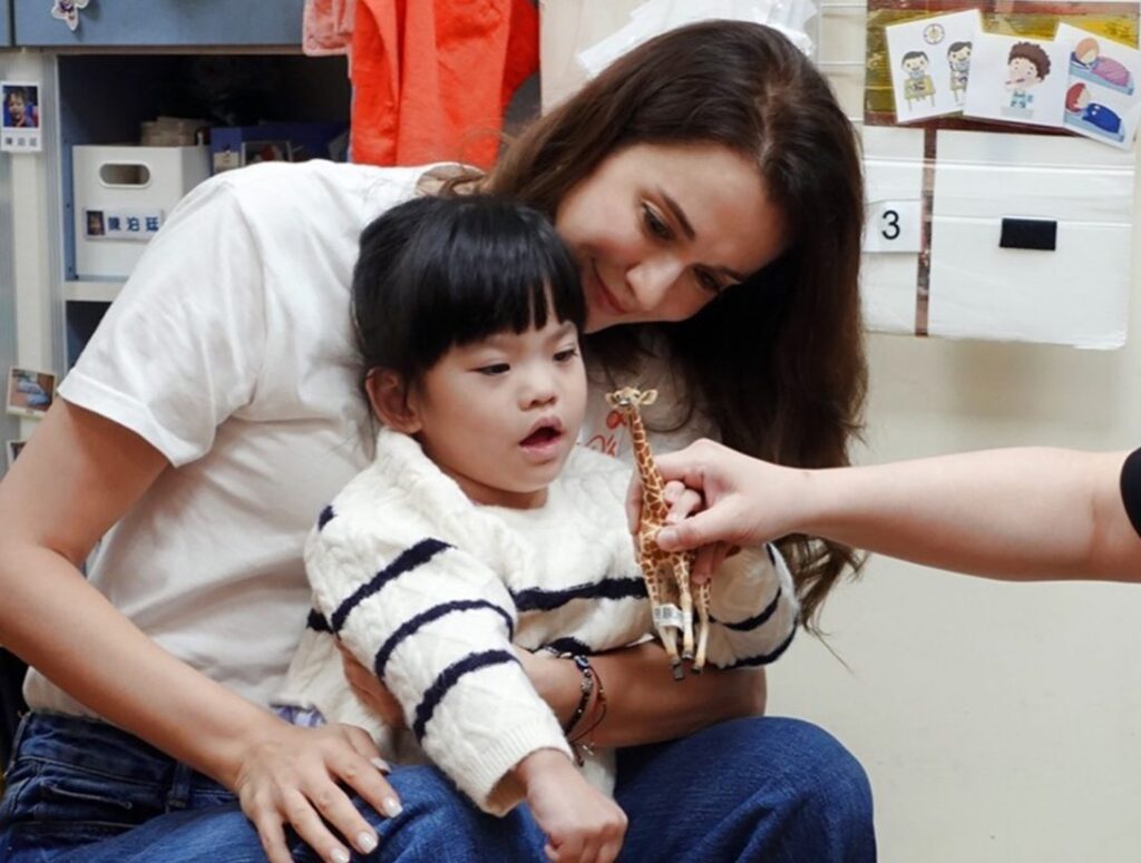 瑞莎任伊甸公益代言人-支持遲緩兒童早療行動