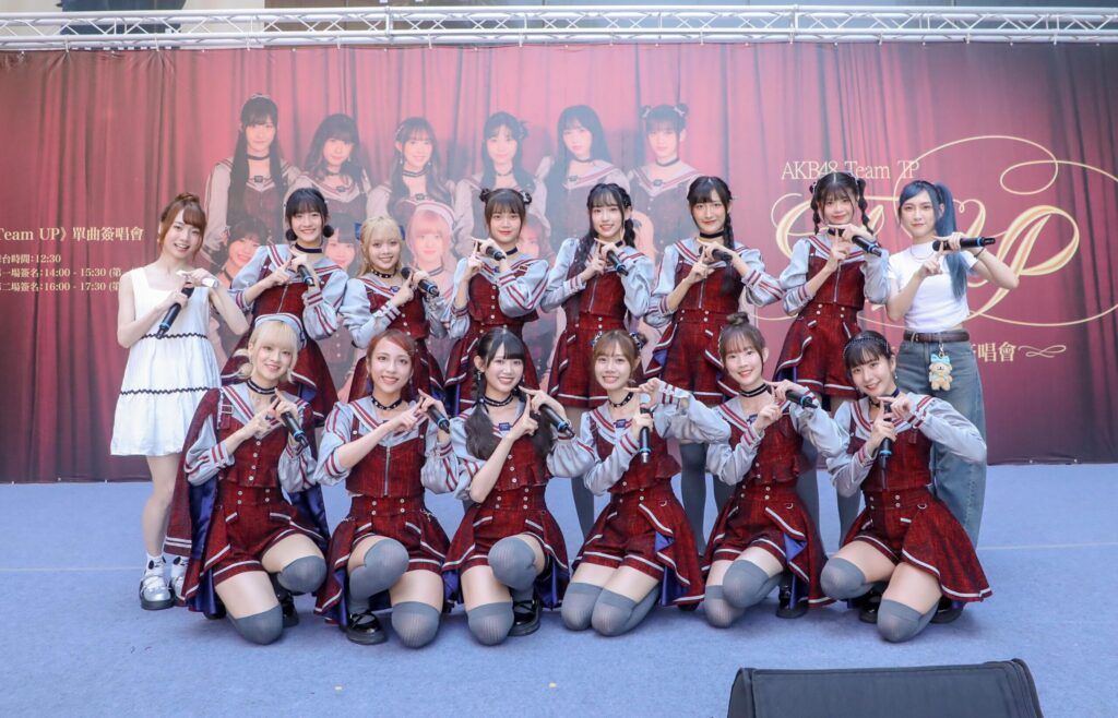 akb48-team-tp一連兩天在高雄豔陽高照 躲過台北的狂風暴雨