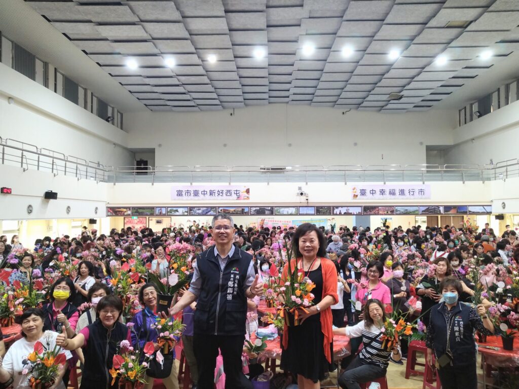 鼓勵在地花農! 中市社區花藝活動吸引400位民眾參與