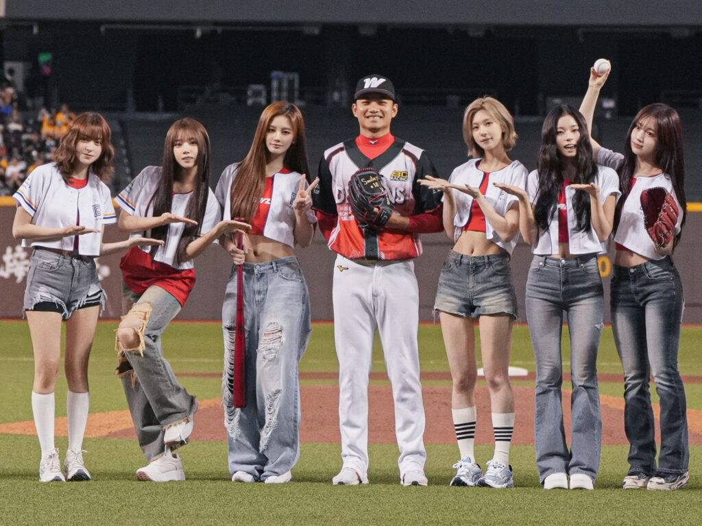 nmixx登台北大巨蛋-完美開球-舞力全開征服全場