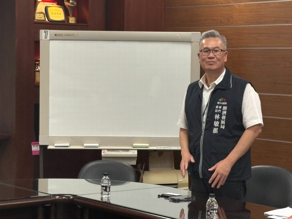 因應關稅提「拓展市場」建言！-　台灣加工出口區光學及精密儀器工業同業公會籲強化外銷支援、重視台中資源分配