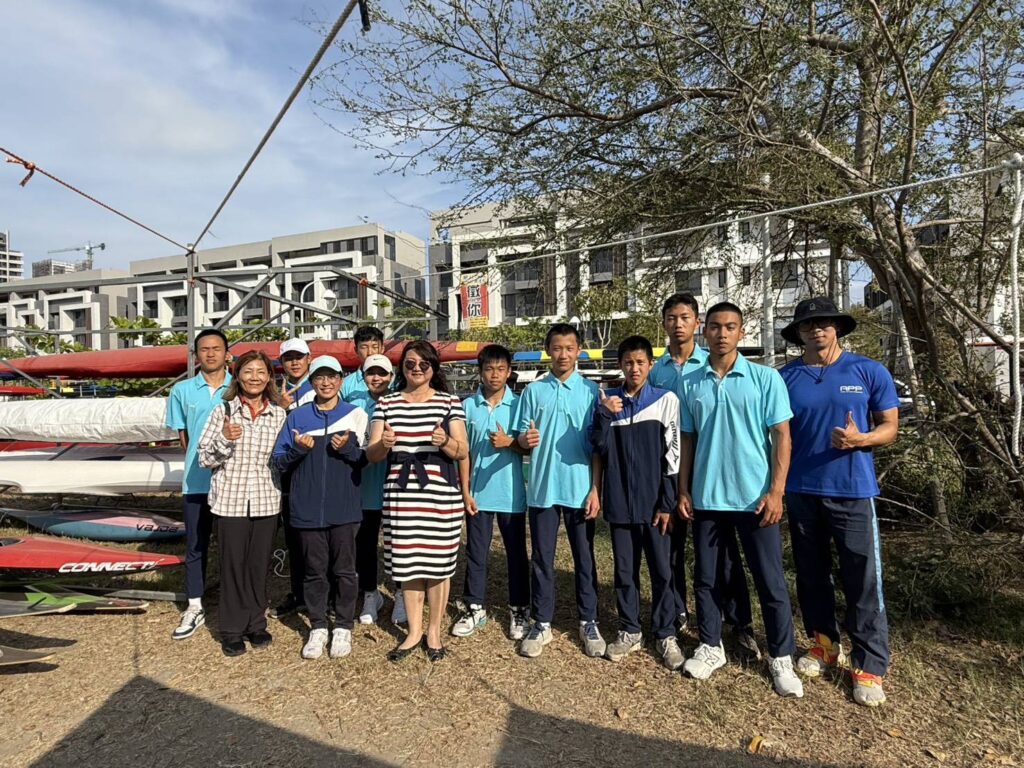桃園市大溪國中輕艇隊首奪全中運金牌 乘風破浪創校史新頁