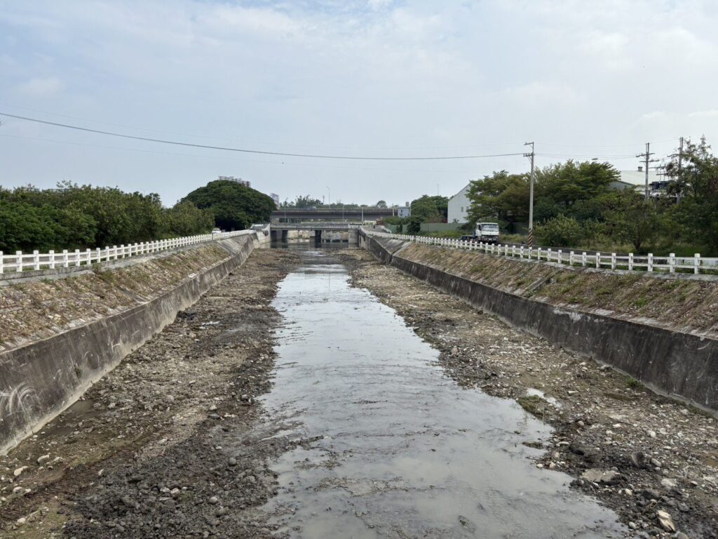 確保水路順暢！　中市水利局於汛期前完成清淤作業