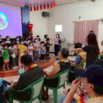 高雄榮家4月份慶生茶會 96歲蘇伯伯溫馨許願切壽糕