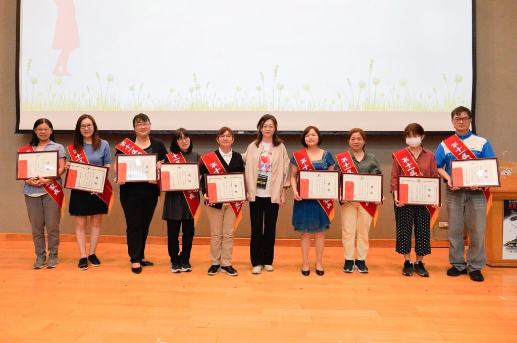 國際單親兒童基金會表揚單親家長　鼓勵勇敢向前走