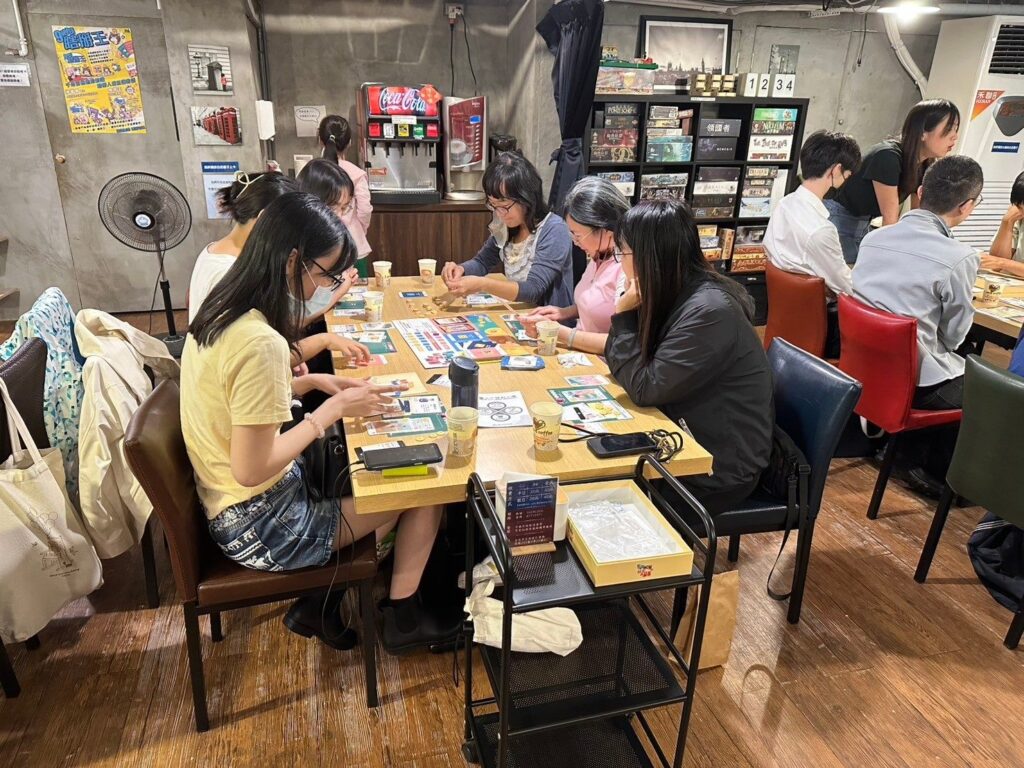 北市勞動局推出全台唯一勞權桌遊　免費入場爽喝又有獎