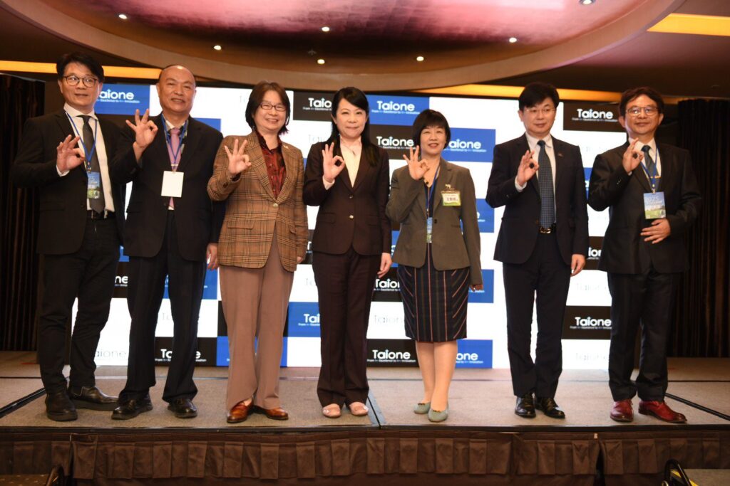 ai-x-esg永續高峰會台中揭幕　永續轉型新引擎　破解碳稅挑戰