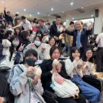 中華醫大舉辦「包中」祈福許願為應屆畢業生國考加油打氣