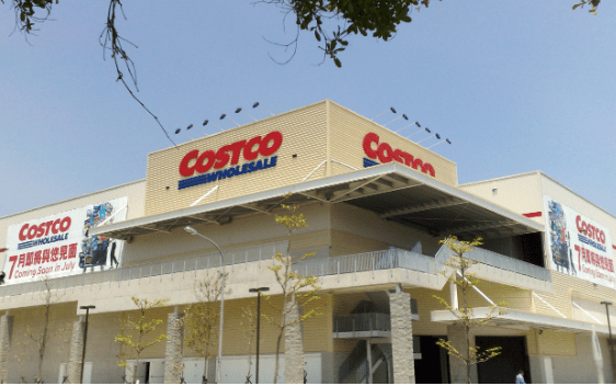 肉切丁紙盤剪小匙服務兒童　好市多試吃員佛心網友喊頒獎