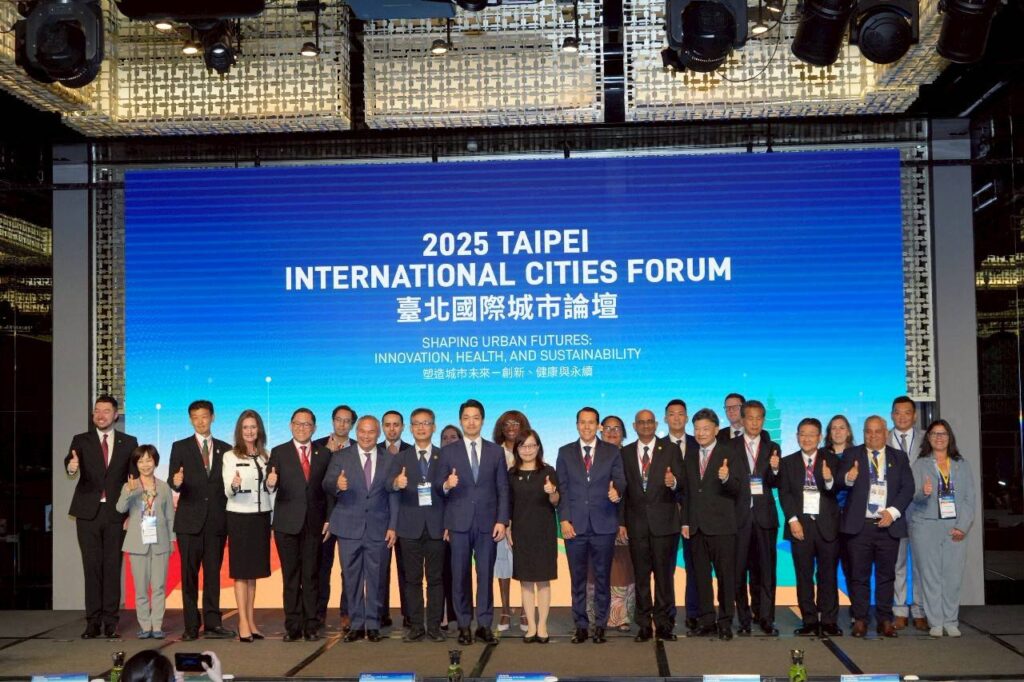 蔣萬安用12國語言問候貴賓　國際城市論壇展現臺北熱情與創新