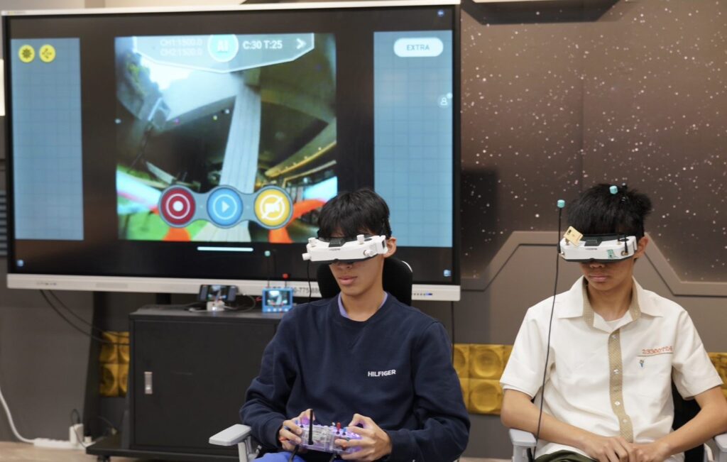 無人機足球對戰夏令營 大人小孩一起來嗨翻暑假!