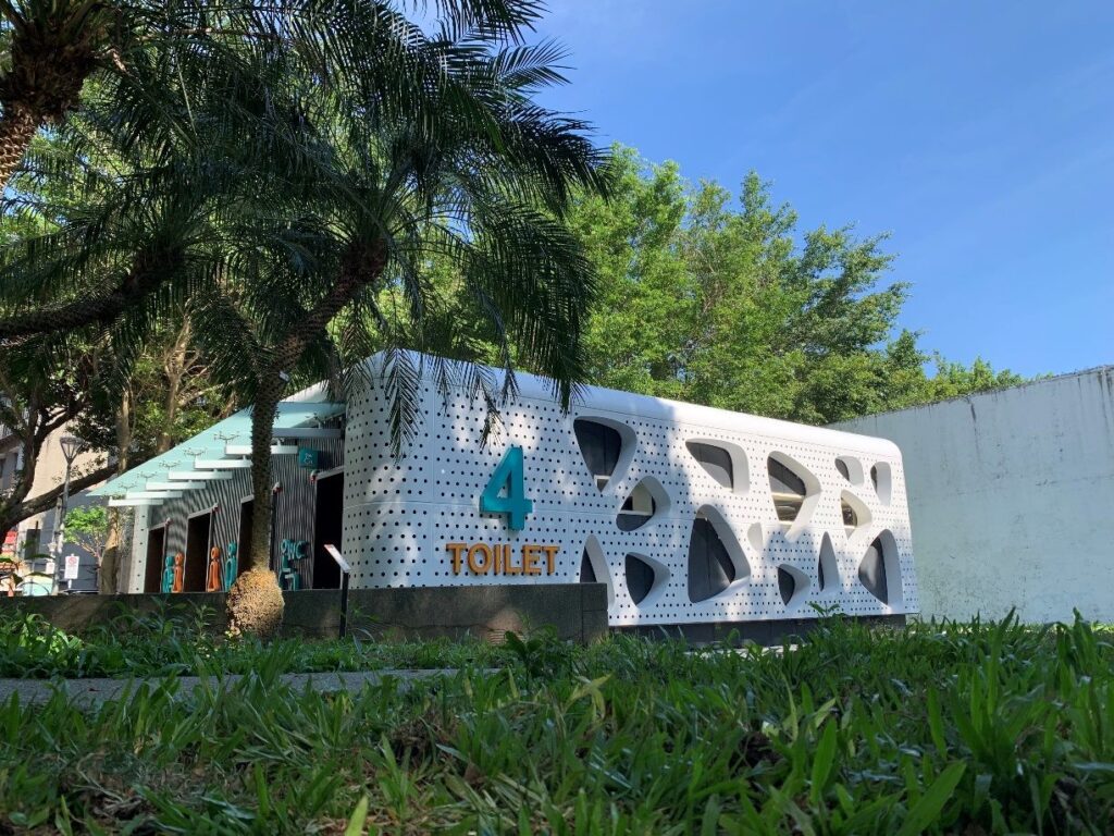 公廁簡約好時尚! 青年公園4、5號公廁驚艷萬華