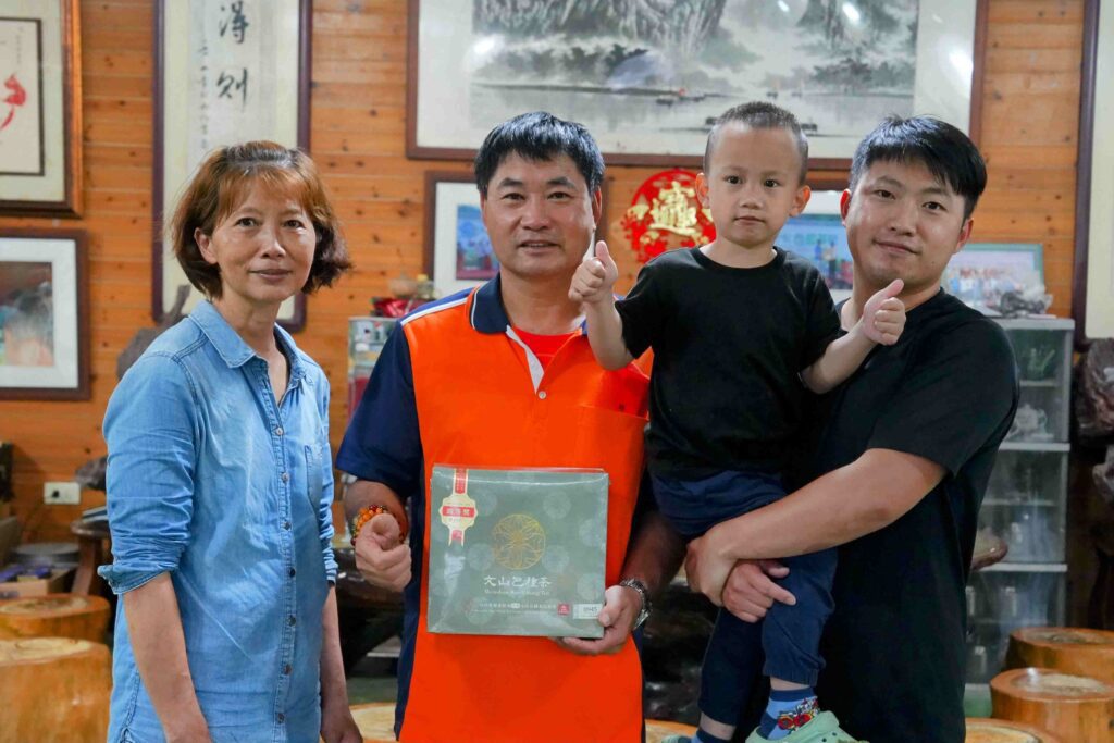 百萬冠軍茶評鑑結果出爐 -睽違16年方均銓展現實力 再奪特等茶王