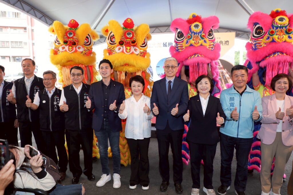 期盼20年市政路延伸工程通車啟用 盧秀燕讚:「黃金大道」將成捷運藍線施工替代道路