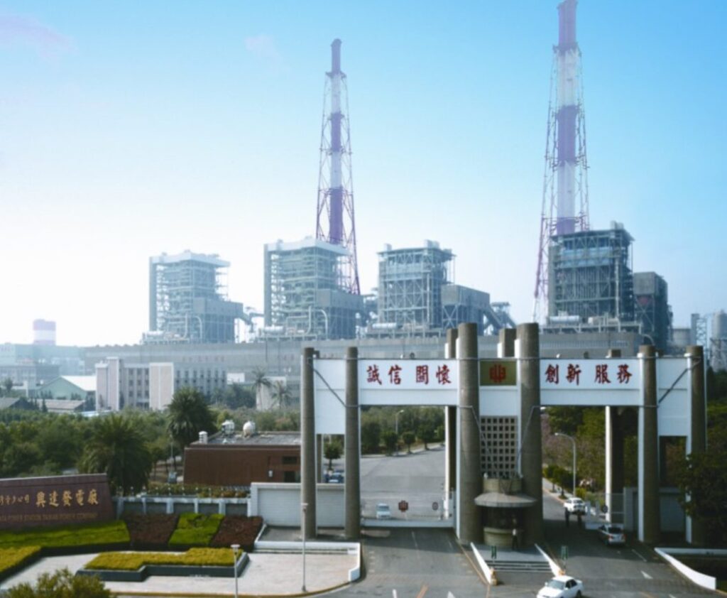 高市府發言人項賓和：興達3、4號機組已轉備用、環保局未發操作許可　緊急備載發電需按啟用及操作時數限制