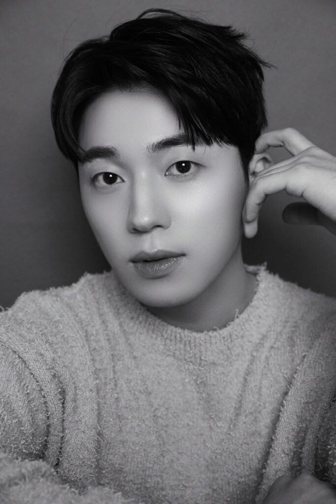 崔鍾炫退伍開直播和粉絲報平安-6月訪台舉辦粉絲見面會