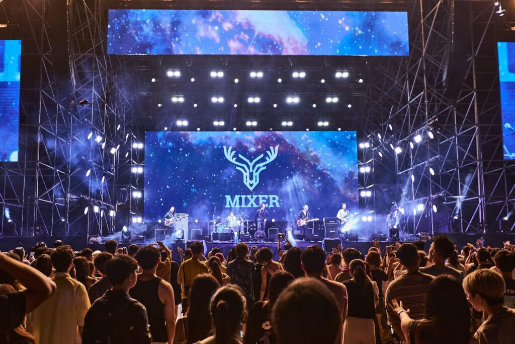 台、韓、日、泰四地的人氣大勢樂團吾夜登場-伴樂迷看日出