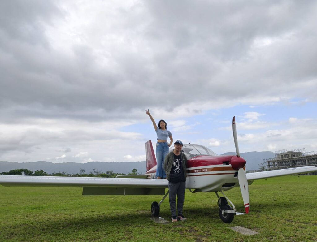 最暖老爸彈頭為女兒圓夢翱翔天際-安排輕航體驗夢想解鎖
