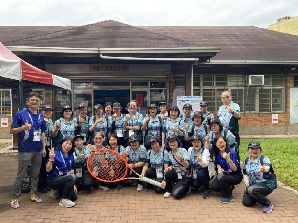 世壯運紅土網球中心賽事 歷經12天奮戰 烈陽到豪雨-服務員及志工熱心不減