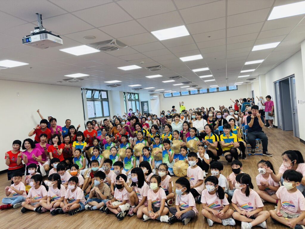 新北林口區「歡銀學堂」照顧關懷據點成立　推動社區老幼共融、青銀共學