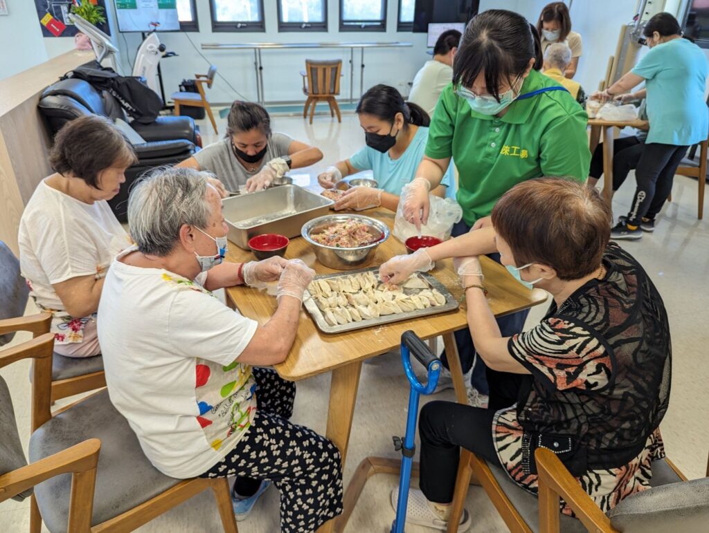 讓日照中心成為長者安心第二個家!竹市落實「一國中學區一日照」-打造高齡友善城市