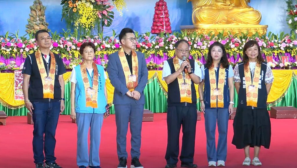 中區全國供佛齋僧法會近2萬人齊聚祈福　民政局長：感謝弘揚孝道凝聚善念