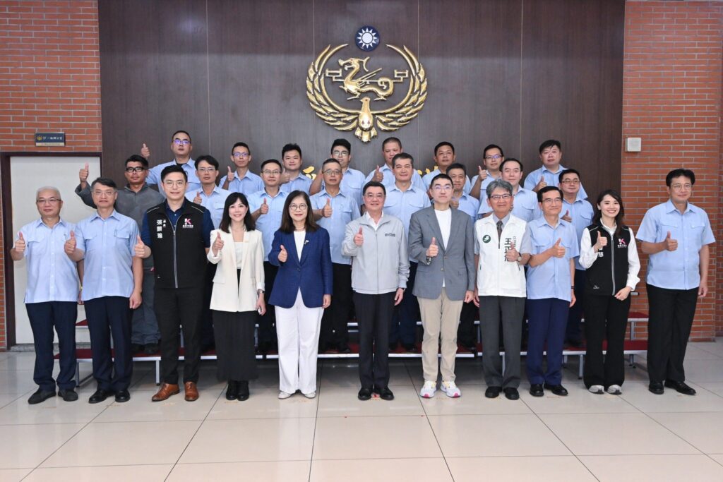 卓榮泰視察基隆海巡　謝國樑感謝中央災後即時協助