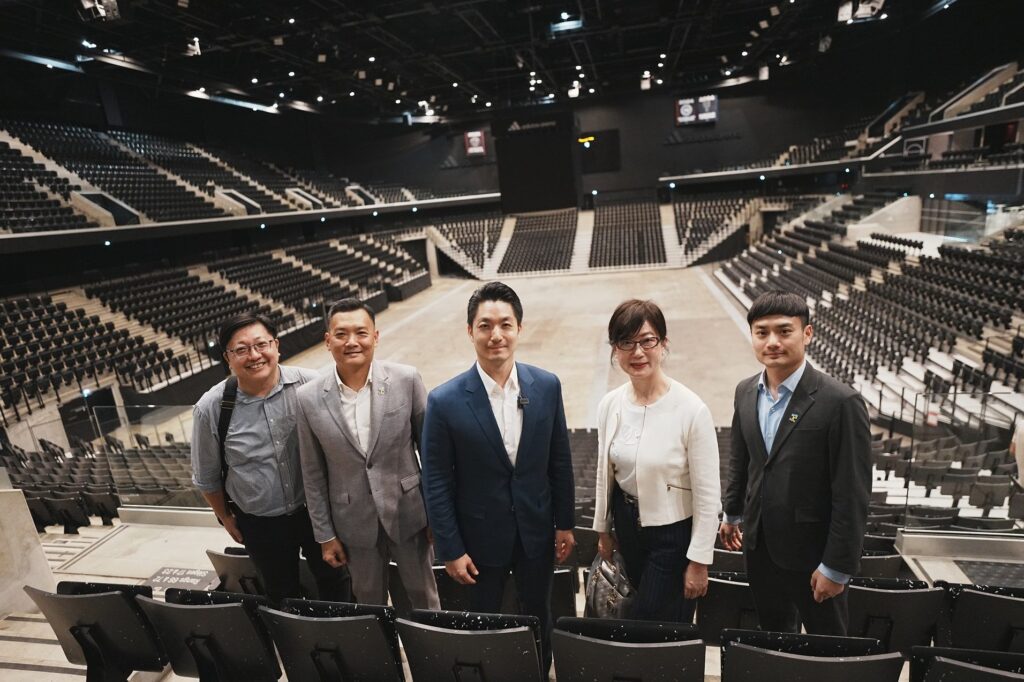 蔣萬安走進李洋王齊麟奪金地　為臺北運動場館政策找方向