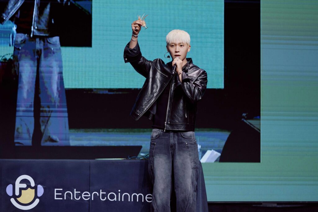 韓國大勢男團teen-top成員創造崔鐘顯-退伍後首場見面會