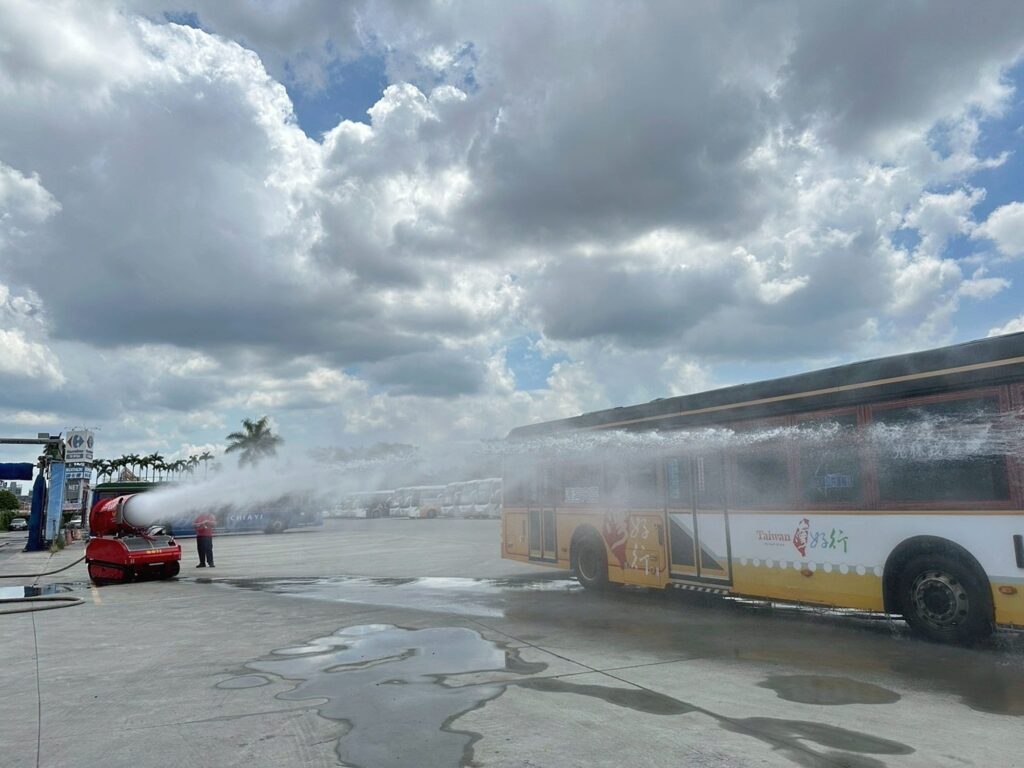全台首座電動公車城市 嘉義市辦演練強化安全應變能力