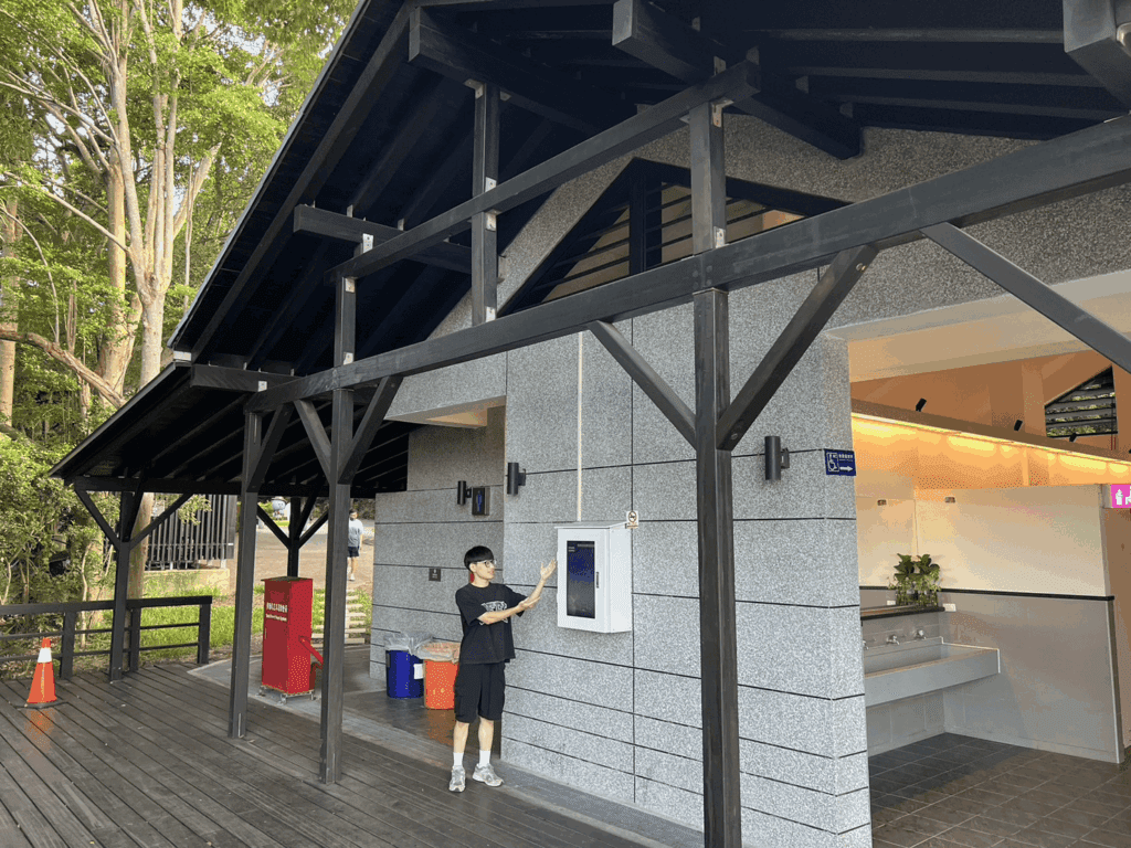 竹市府攜手清華大學打造智慧監測新場域　導入氣體感測技術提升公共設施智慧治理效能